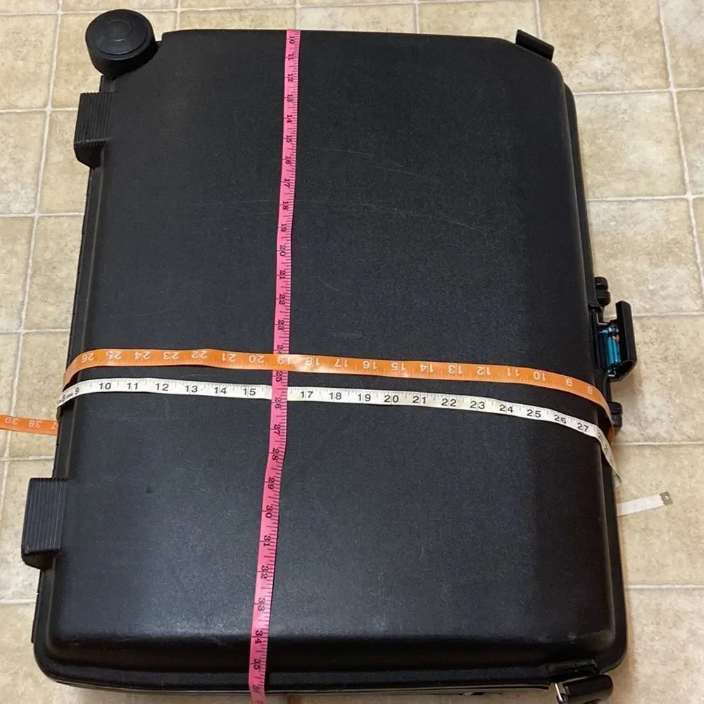 VTG SAMSONITE DENVER COLORADO USA SATURN 1994 ALL RIGHTS RESERVED MADE IN USA